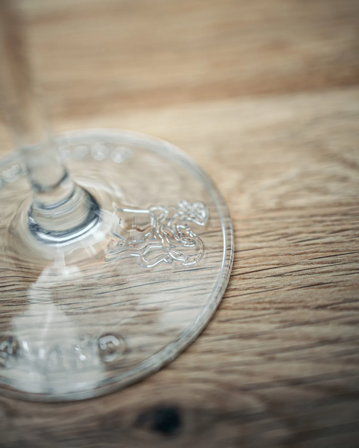 Anosteké Verre à bière officiel gravé